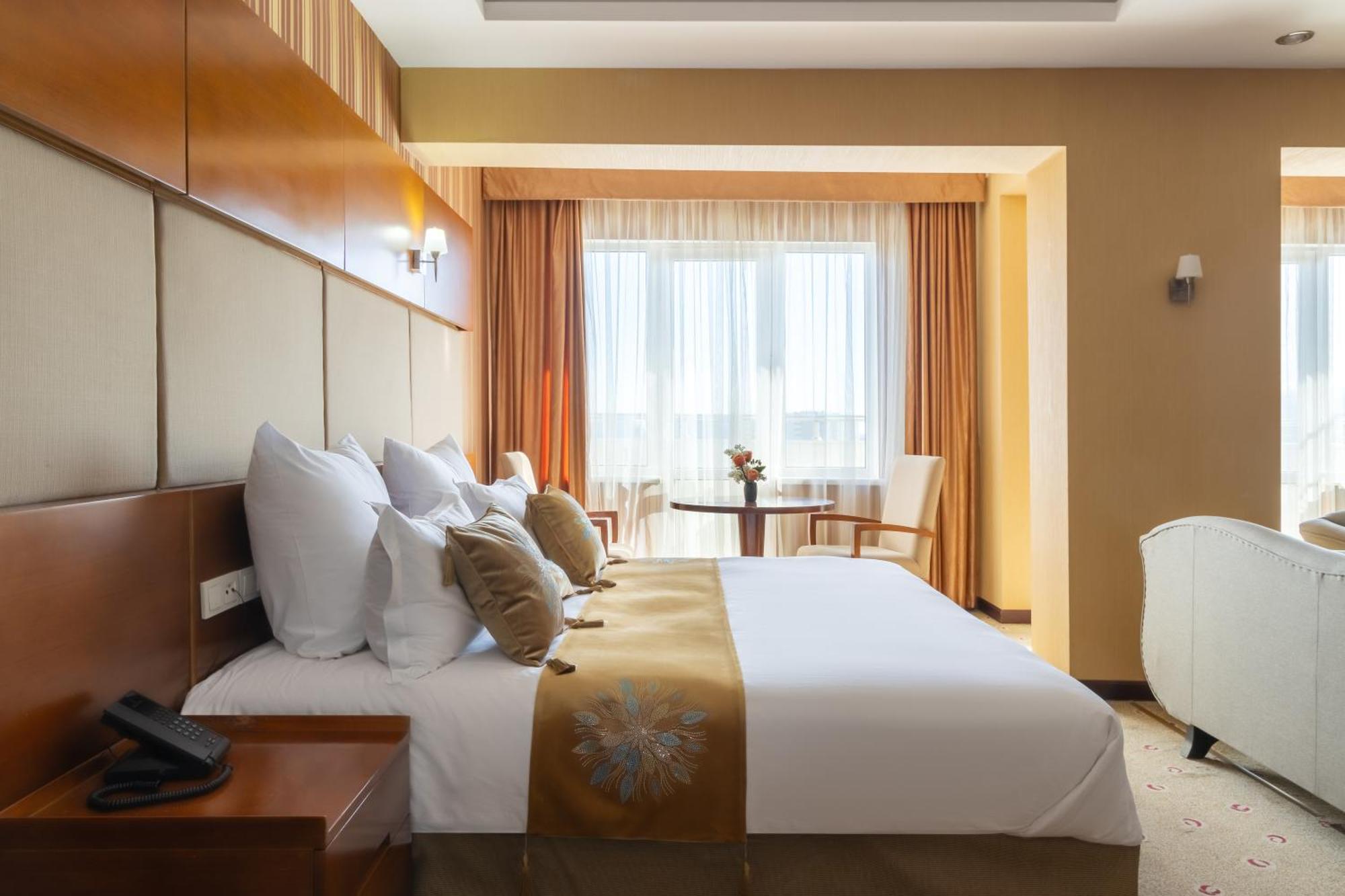 Regardal Hotel Almaty Extérieur photo