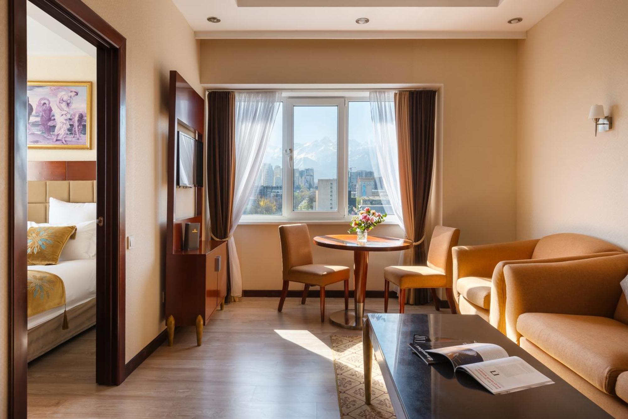 Regardal Hotel Almaty Extérieur photo