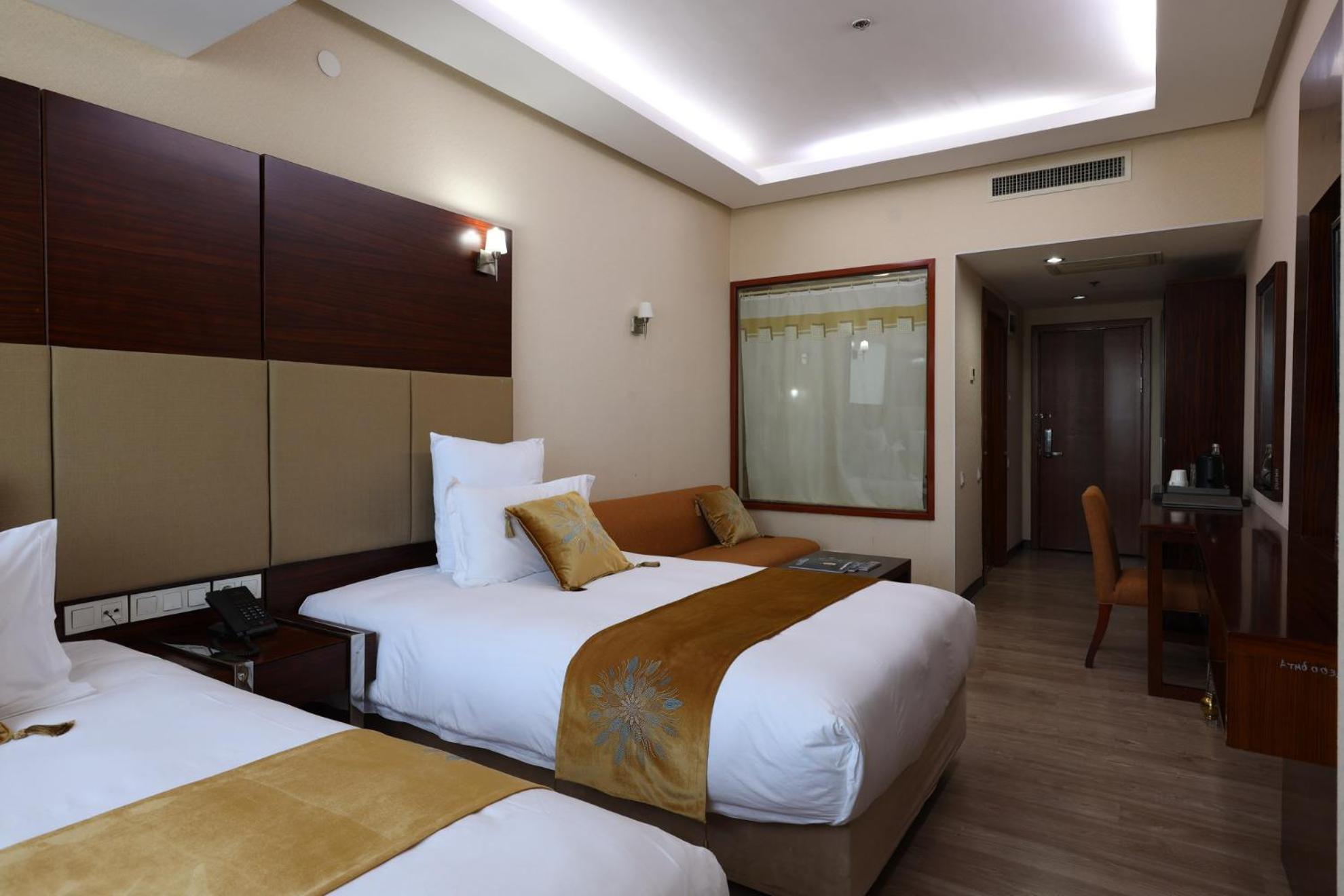 Regardal Hotel Almaty Extérieur photo