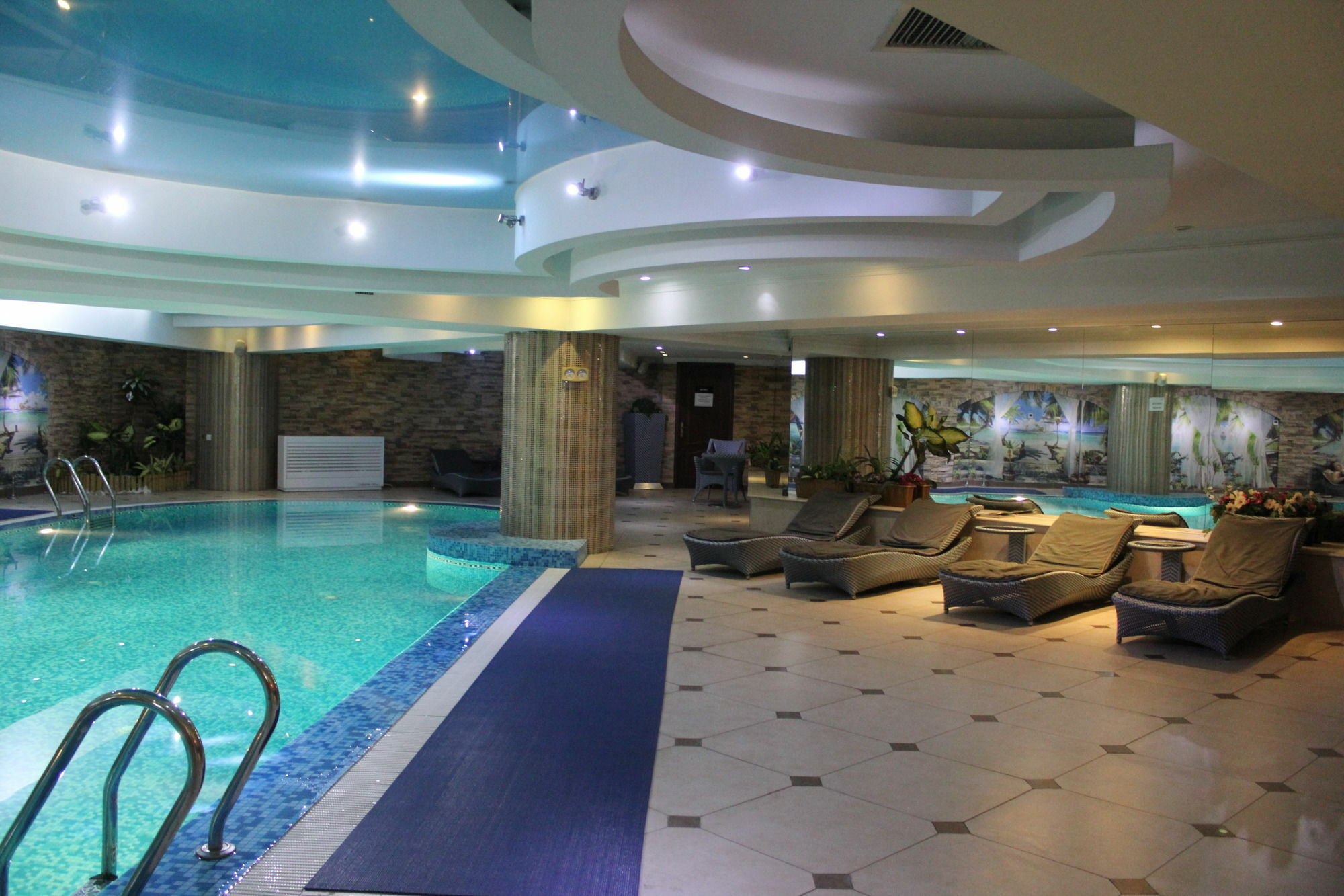 Regardal Hotel Almaty Extérieur photo